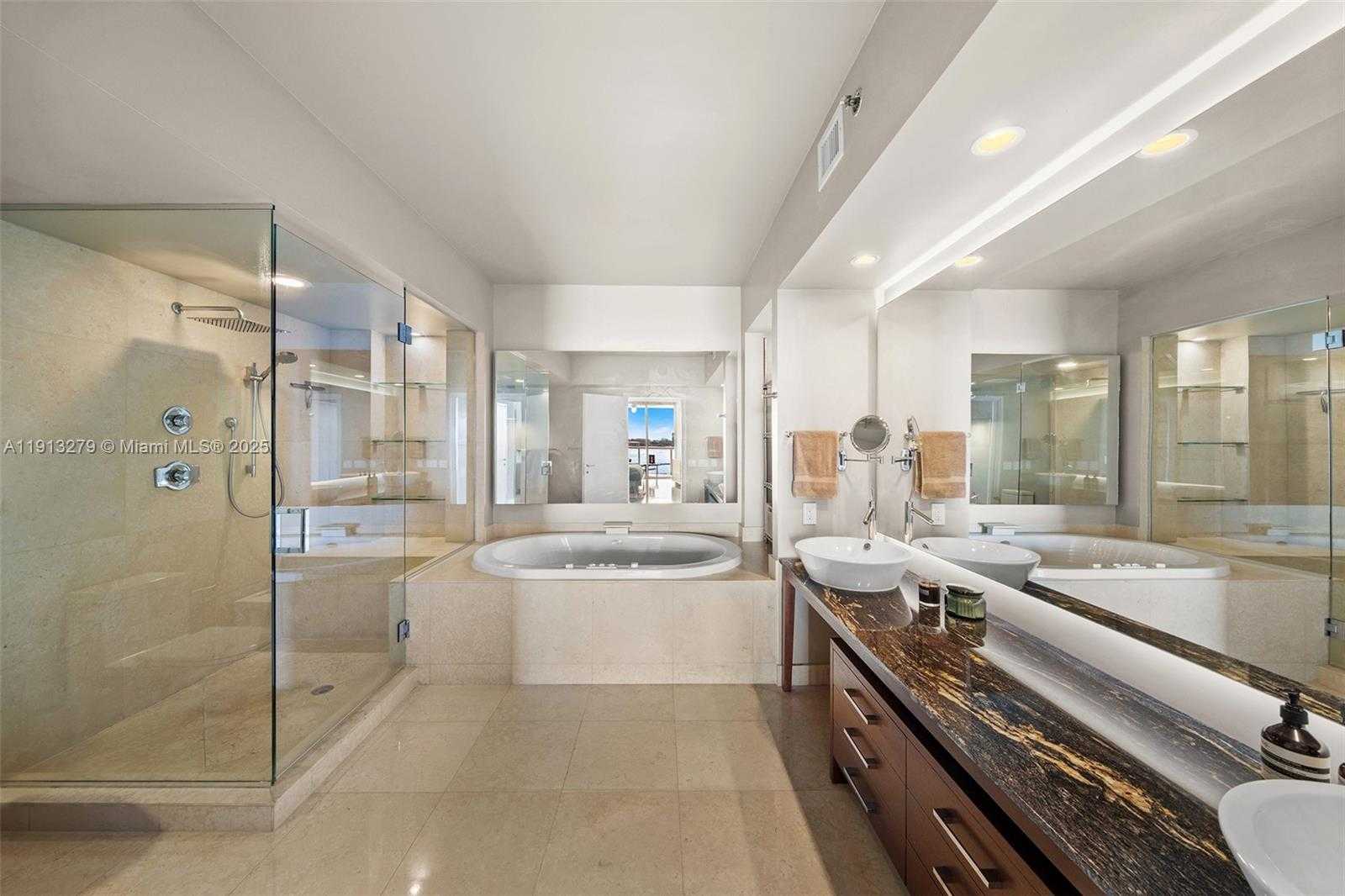 Small Image of 450 ALTON RD #805, Miami Beach Number 18