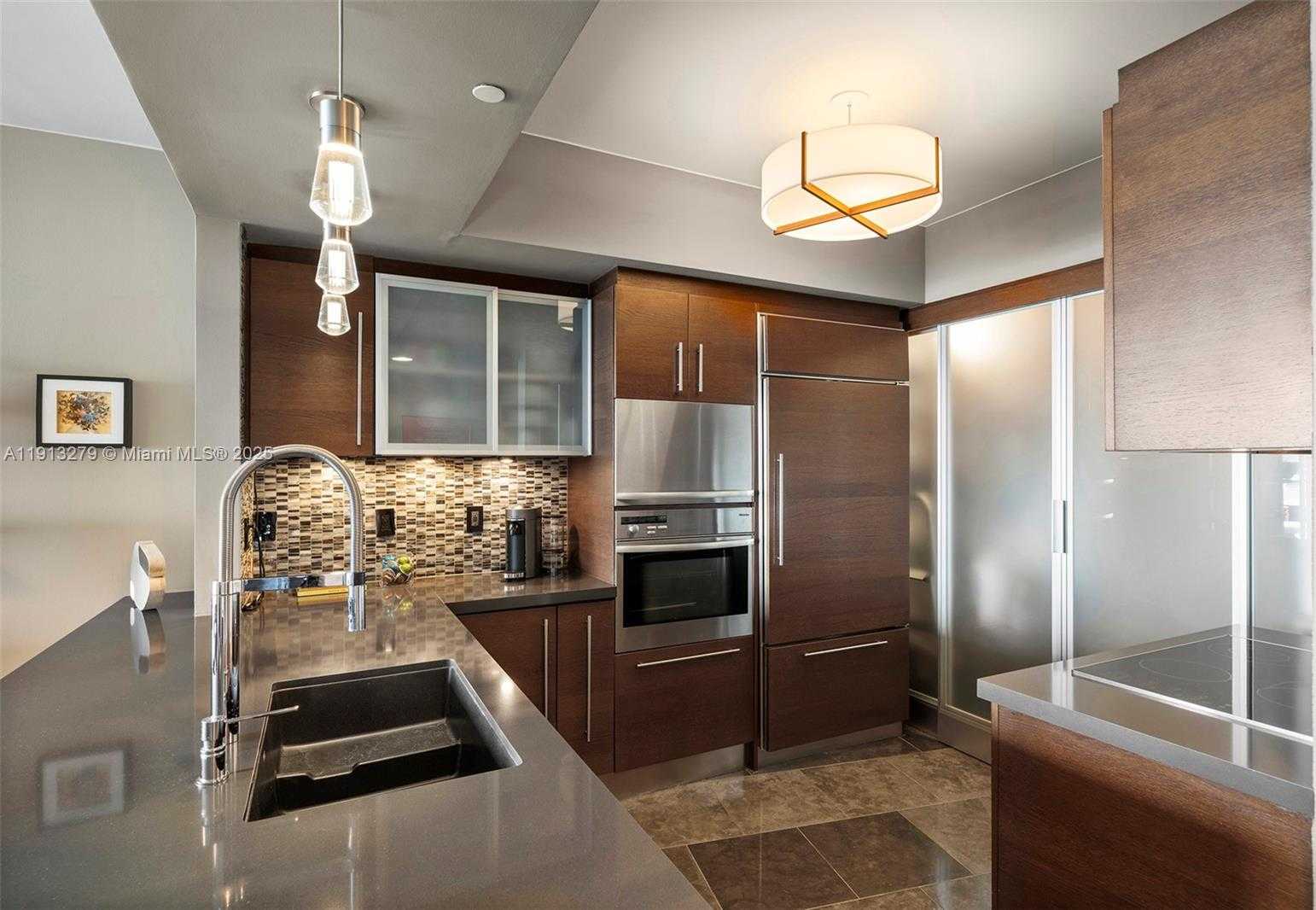 Small Image of 450 ALTON RD #805, Miami Beach Number 25