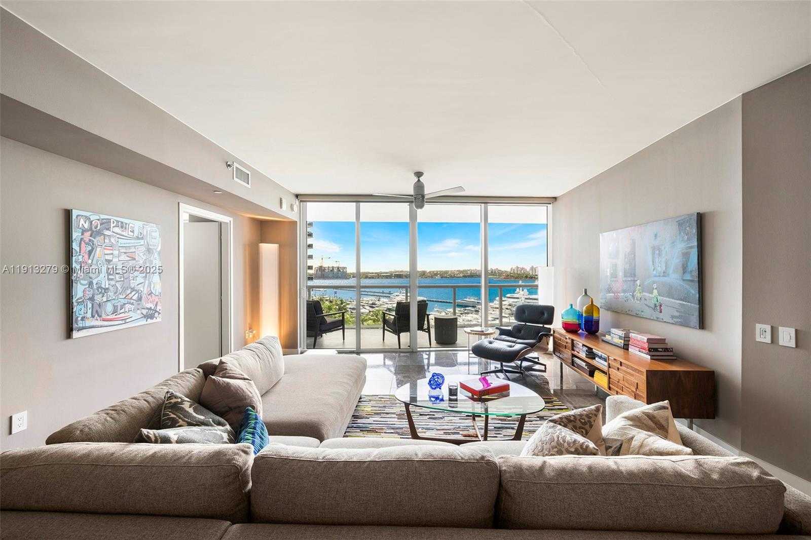 Small Image of 450 ALTON RD #805, Miami Beach Number 9