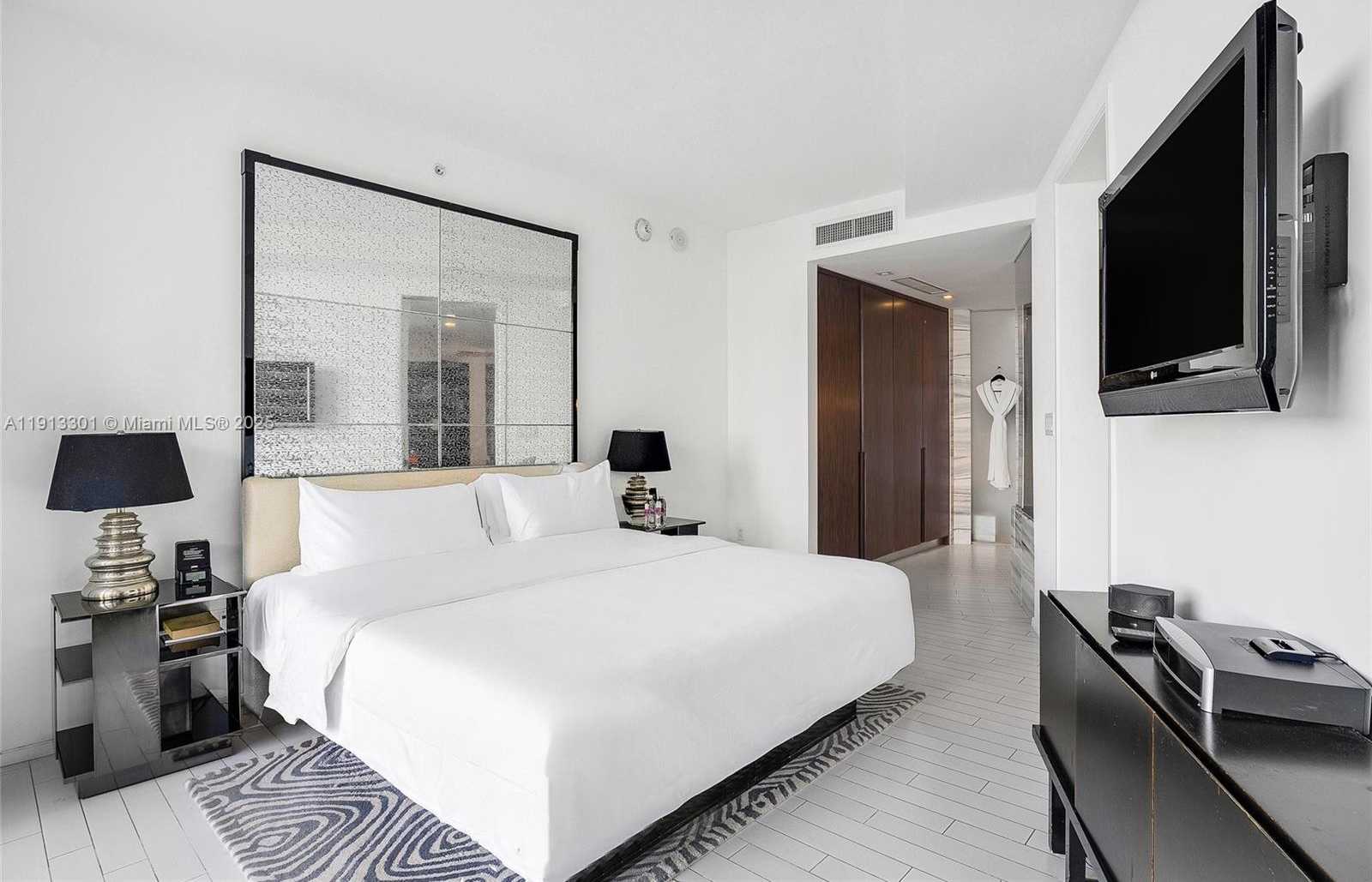 Small Image of 2201 COLLINS AVE #431, Miami Beach Number 10