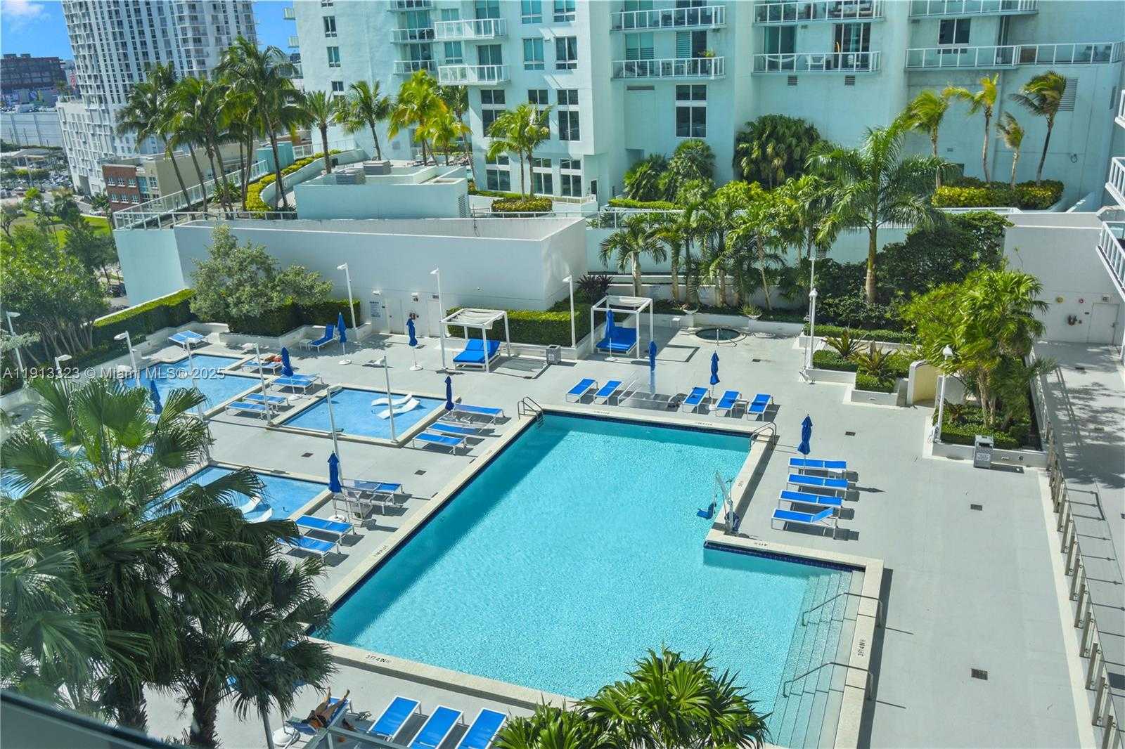 Small Image of 1800 NORTH BAYSHORE DR #2604, Miami Number 19