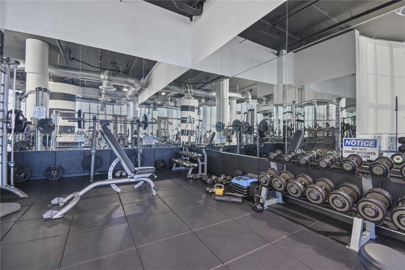 Small Image of 1800 NORTH BAYSHORE DR #2604, Miami Number 29