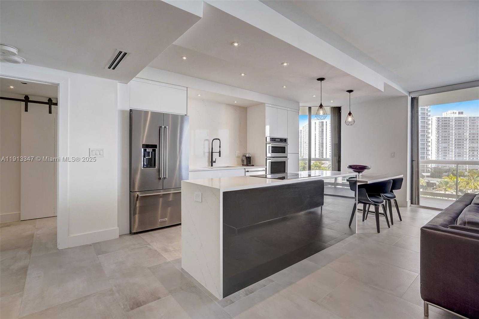 Small Image of 20191 EAST COUNTRY CLUB DR #802, Aventura Number 5