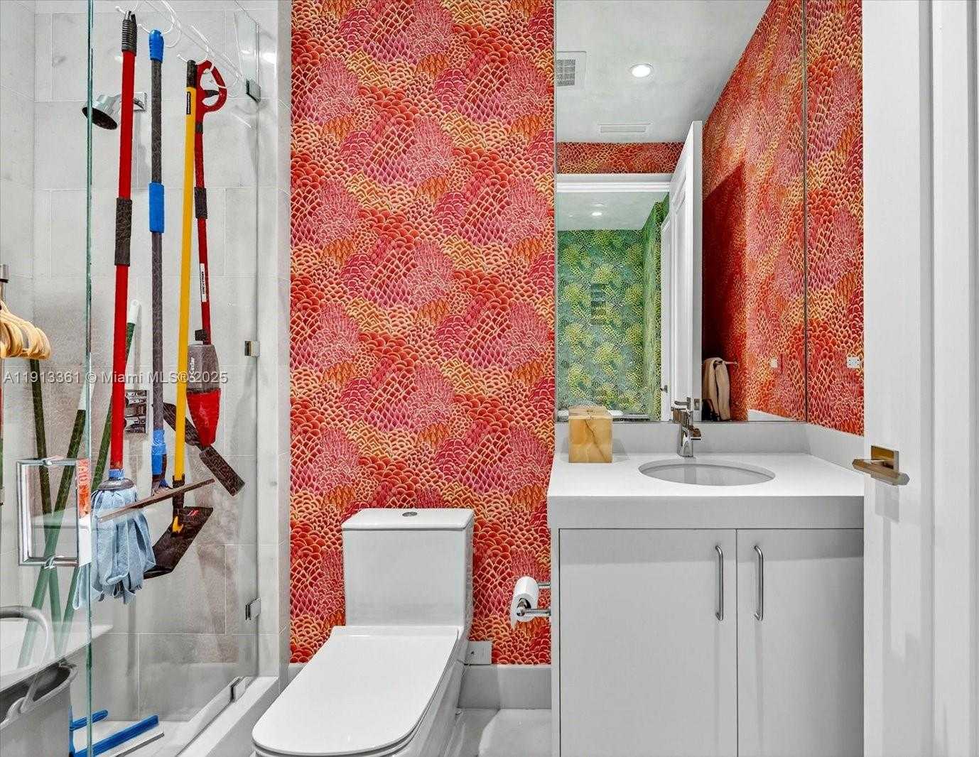 Small Image of 17901 COLLINS AVE #2004, Sunny Isles Beach Number 51