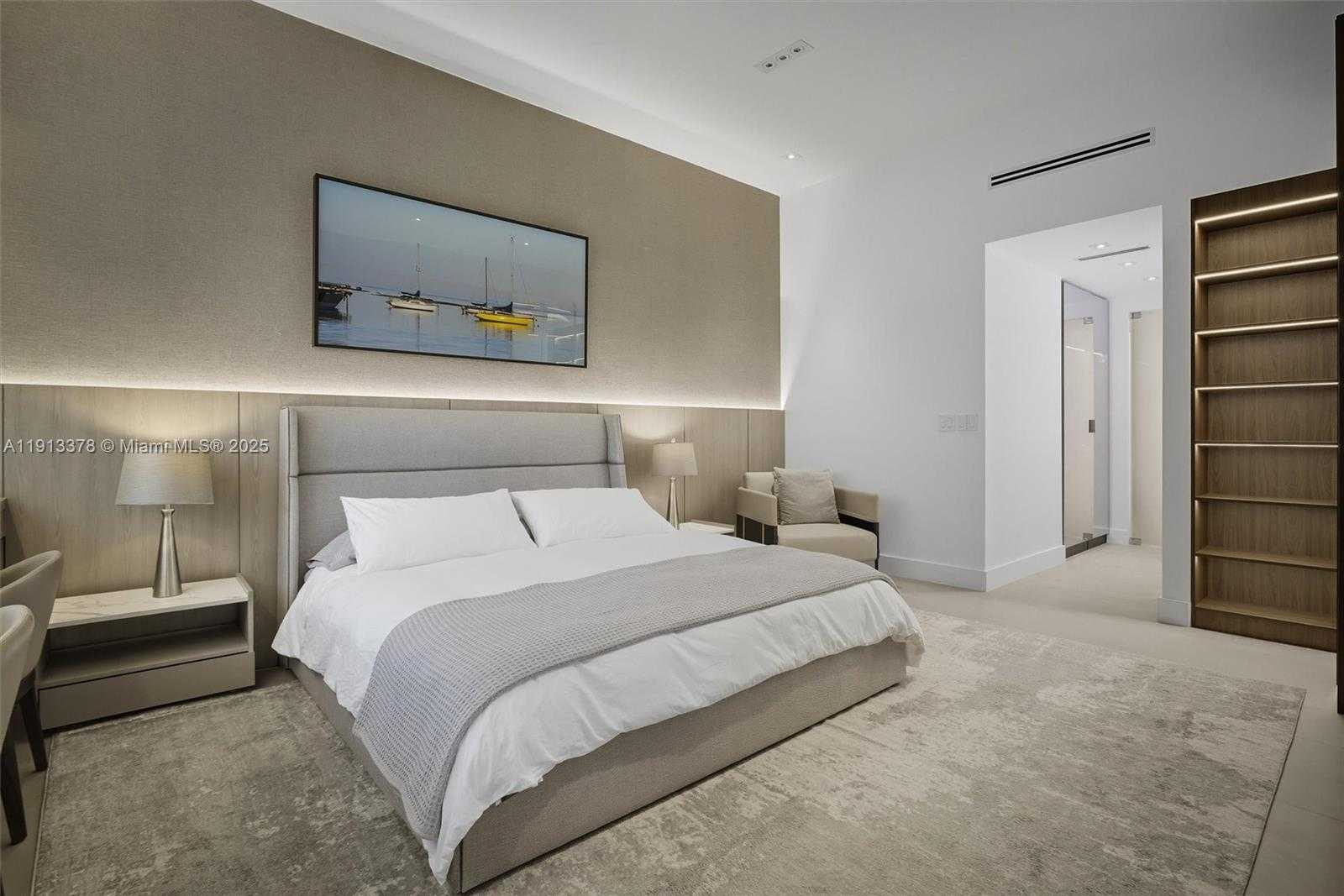 Small Image of 2301 COLLINS AVE #1634, Miami Beach Number 37