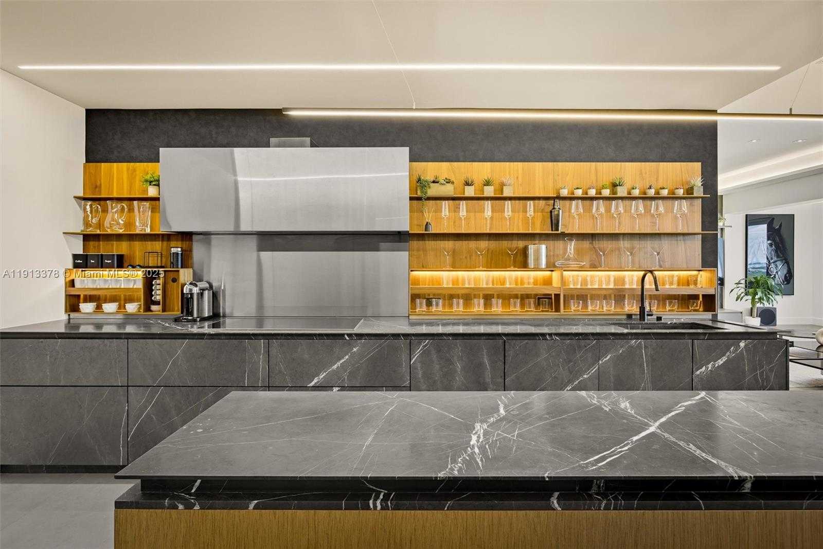 Small Image of 2301 COLLINS AVE #1634, Miami Beach Number 43