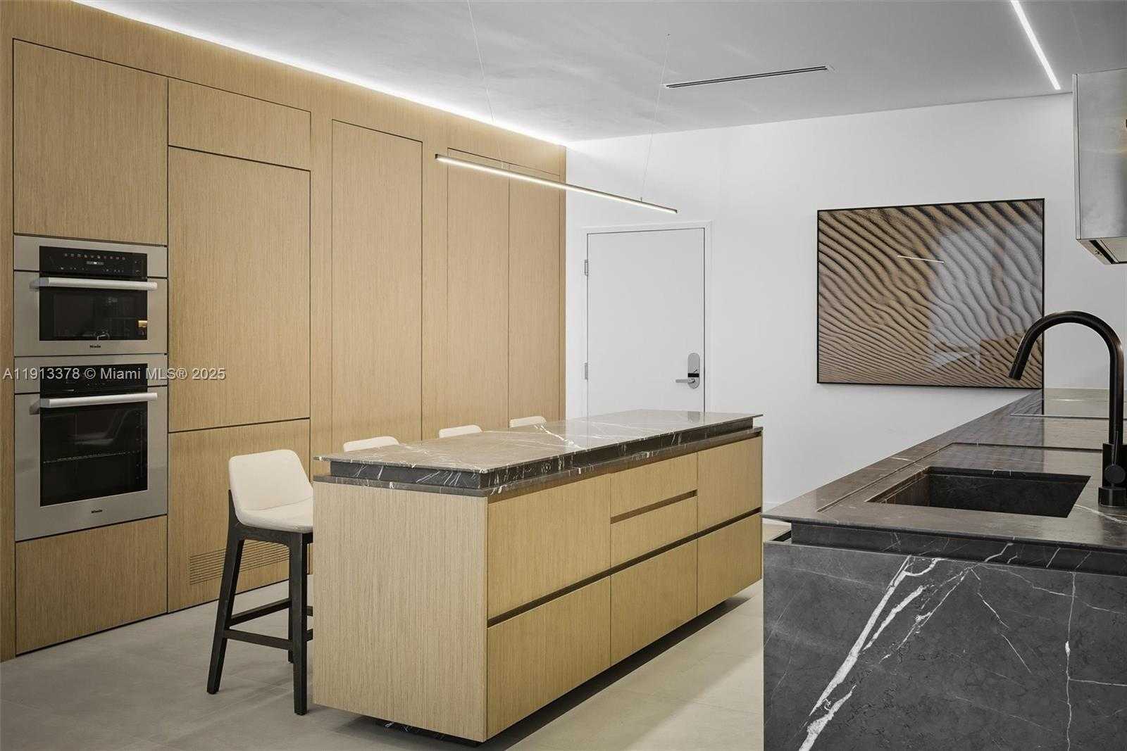 Small Image of 2301 COLLINS AVE #1634, Miami Beach Number 49