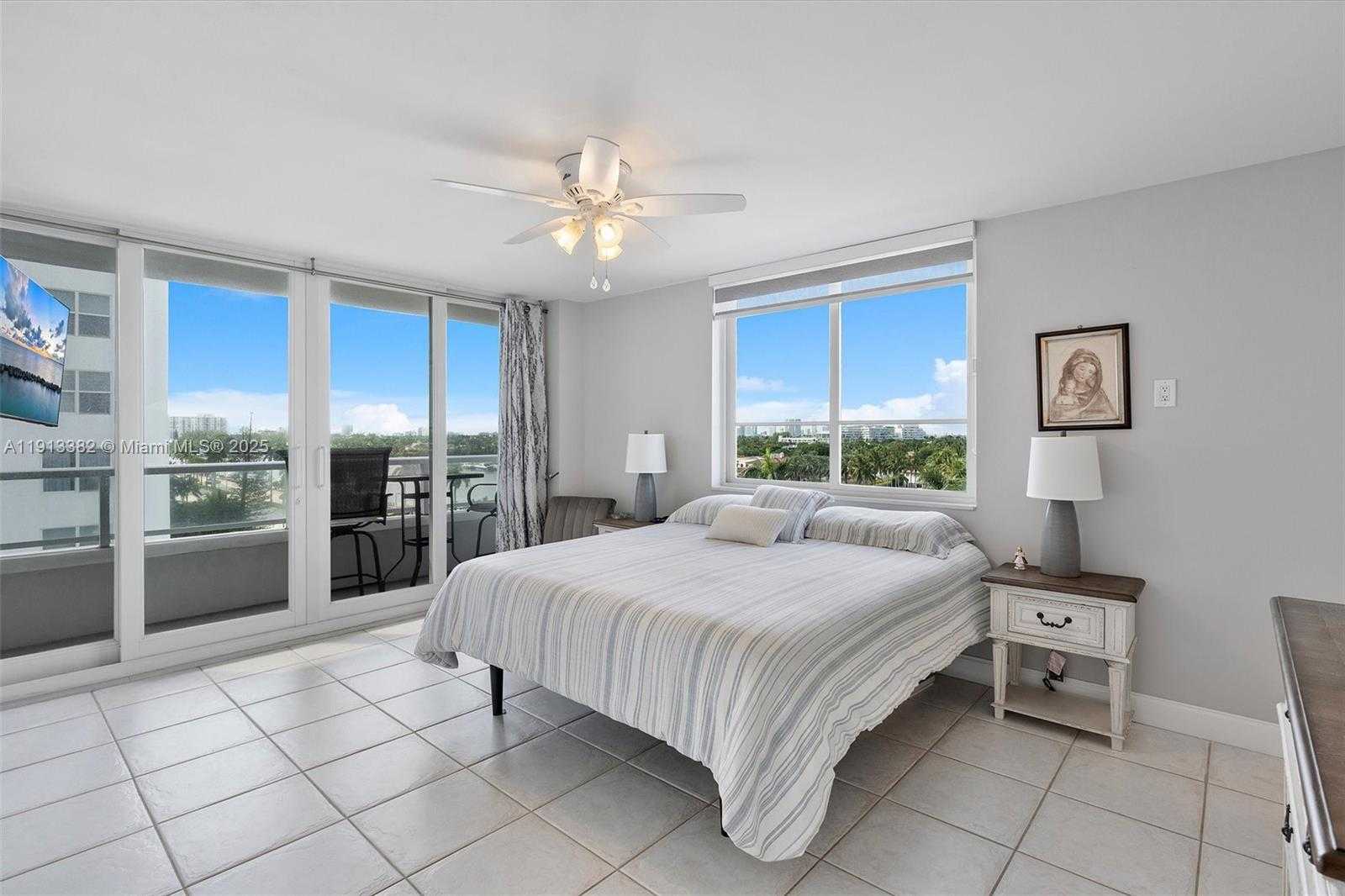 Small Image of 5005 COLLINS AVE #708, Miami Beach Number 16