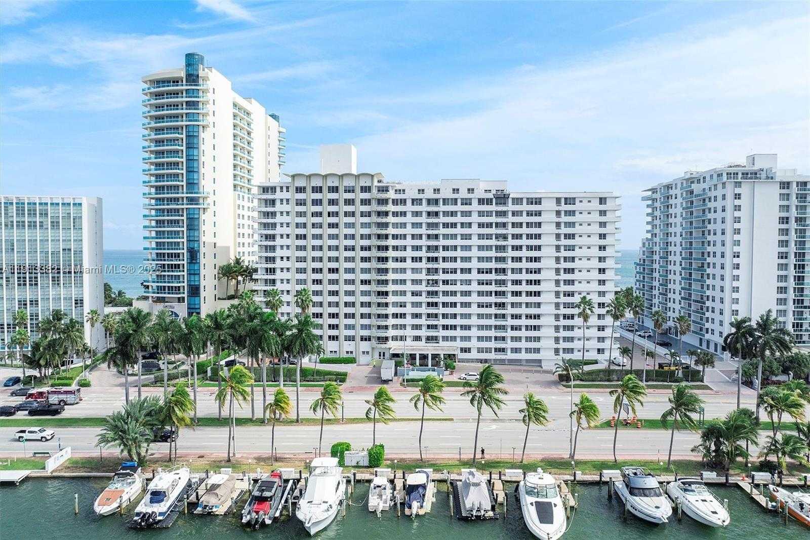 Small Image of 5005 COLLINS AVE #708, Miami Beach Number 35