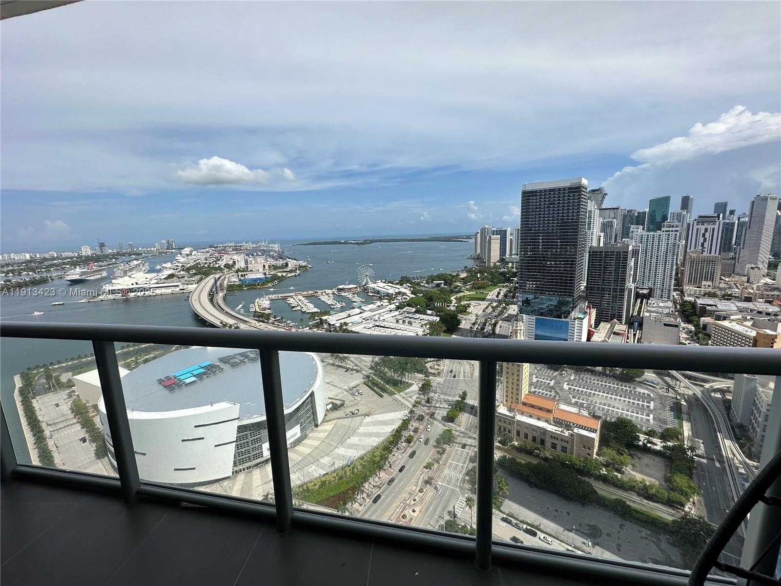Small Image of 888 BISCAYNE BLVD #4302, Miami Number 5