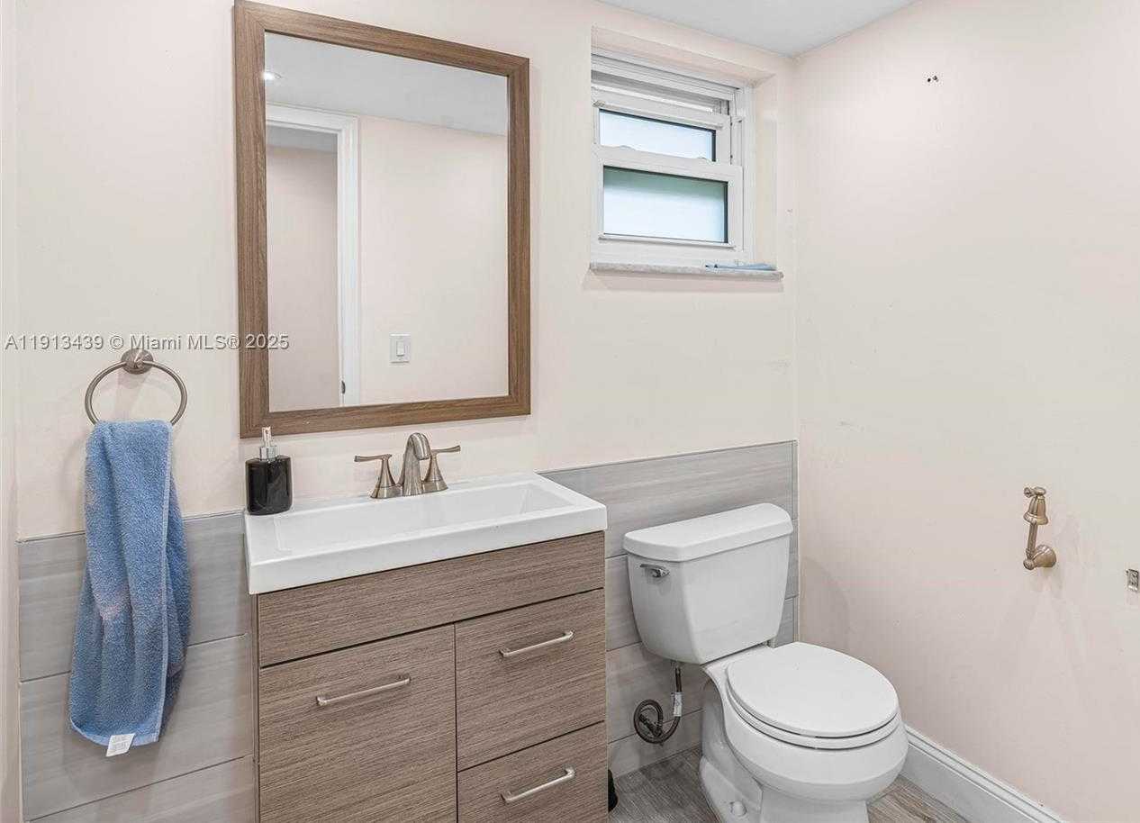 Small Image of 609 NORTH EAST 14TH AVE #603, Hallandale Beach Number 10