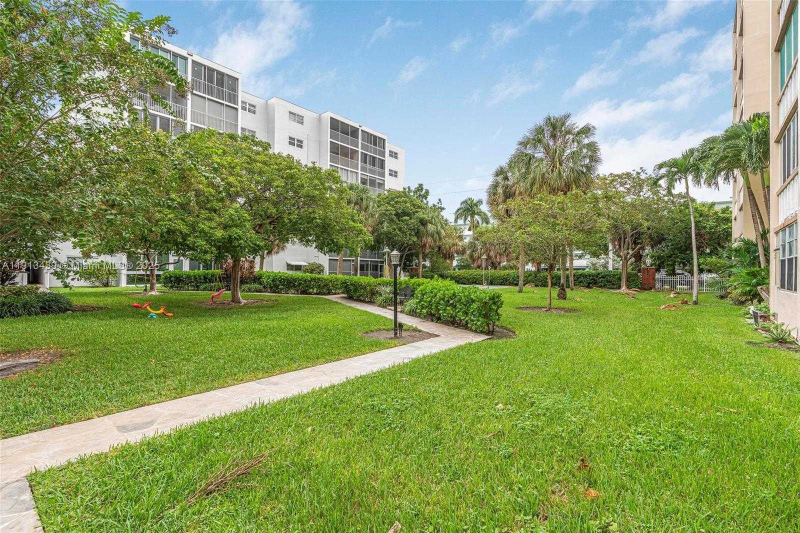 Small Image of 609 NORTH EAST 14TH AVE #603, Hallandale Beach Number 17