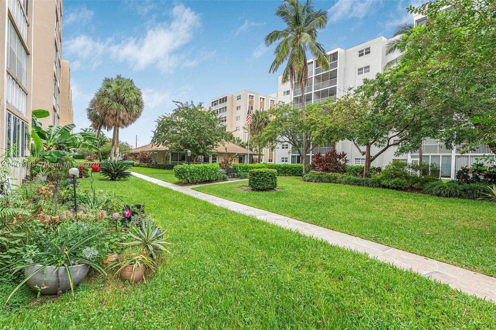 Small Image of 609 NORTH EAST 14TH AVE #603, Hallandale Beach Number 18