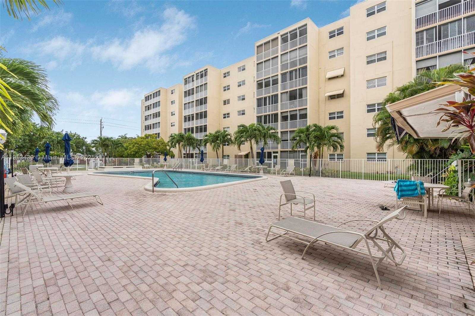 Small Image of 609 NORTH EAST 14TH AVE #603, Hallandale Beach Number 19