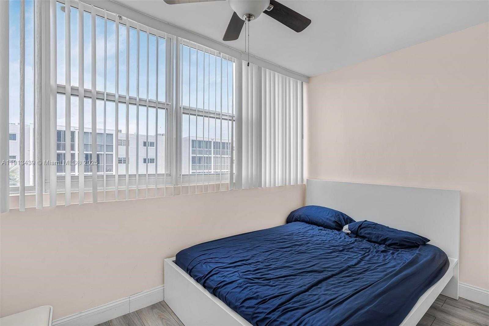 Small Image of 609 NORTH EAST 14TH AVE #603, Hallandale Beach Number 9