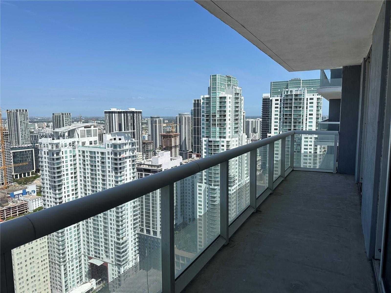 Small Image of 50 BISCAYNE BLVD #4807, Miami Number 2