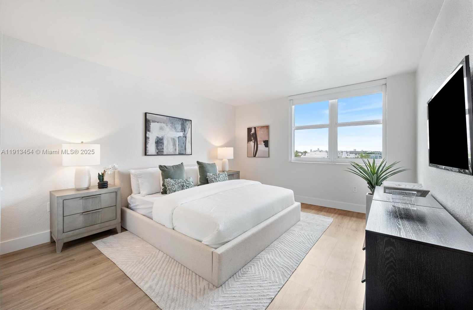 Small Image of 10350 WEST BAY HARBOR DR #10K, Bay Harbor Islands Number 11