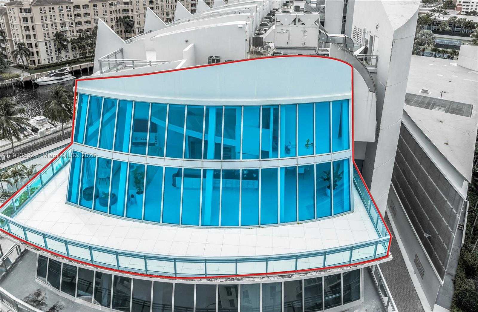 Small Image of Aventura Number 2