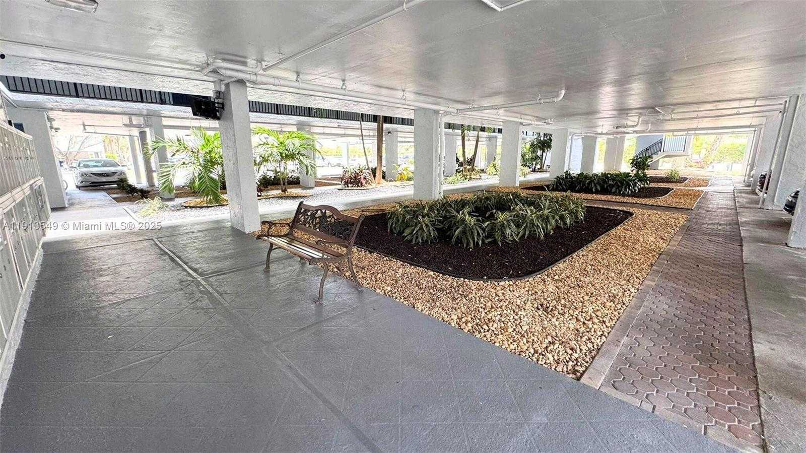 Small Image of 8020 HAMPTON BLVD #304, North Lauderdale Number 24