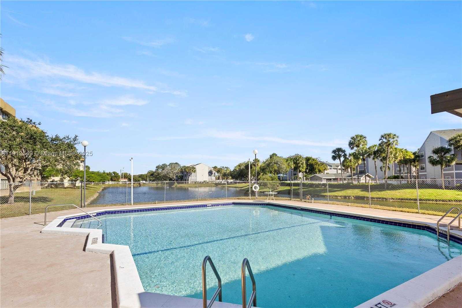 Small Image of 8020 HAMPTON BLVD #304, North Lauderdale Number 31