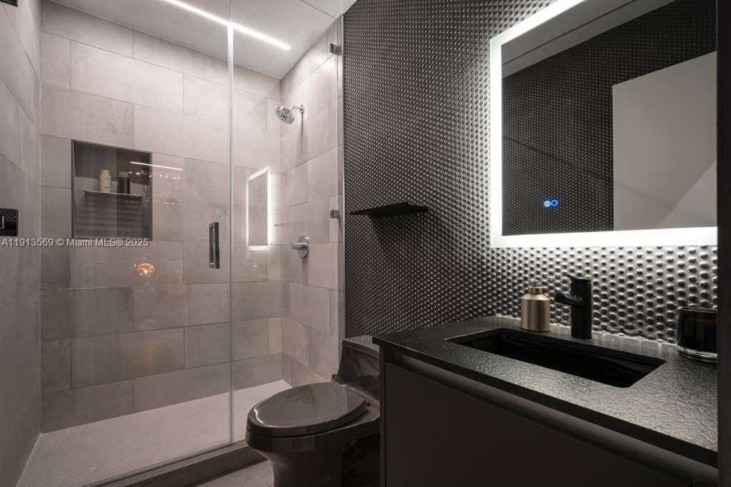 Small Image of 788 NORTH EAST 23RD ST #4102, Miami Number 18