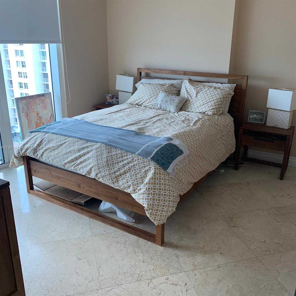 Small Image of 6515 COLLINS AVE #1007, Miami Beach Number 15