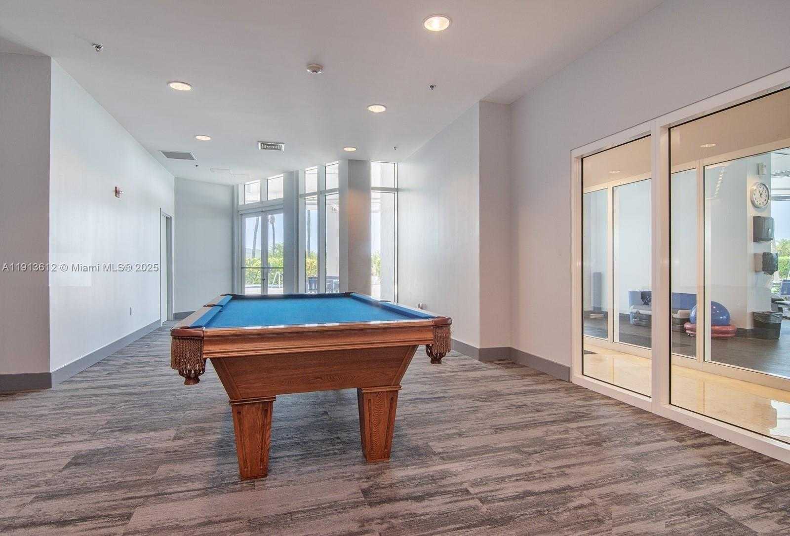 Small Image of 6515 COLLINS AVE #1007, Miami Beach Number 30