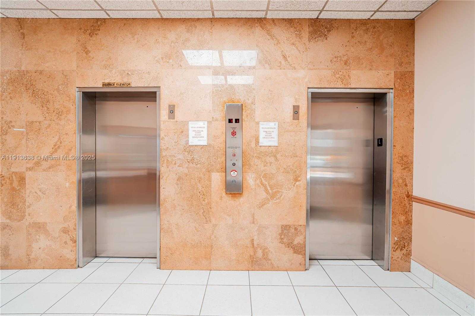 Small Image of 1817 SOUTH OCEAN DRIV #918, Hallandale Beach Number 32