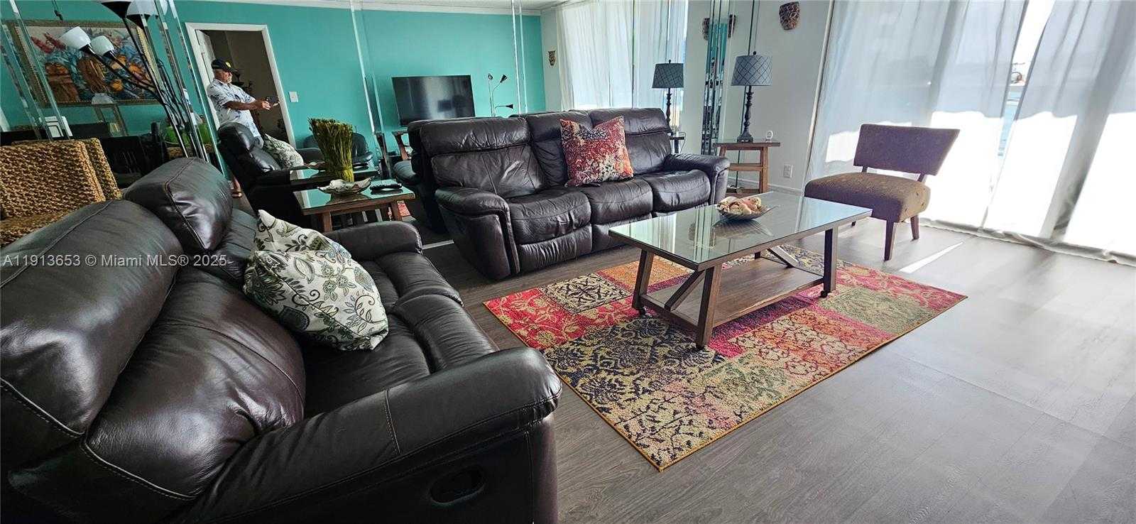 Small Image of 3800 SOUTH OCEAN DR #322, Hollywood Number 1