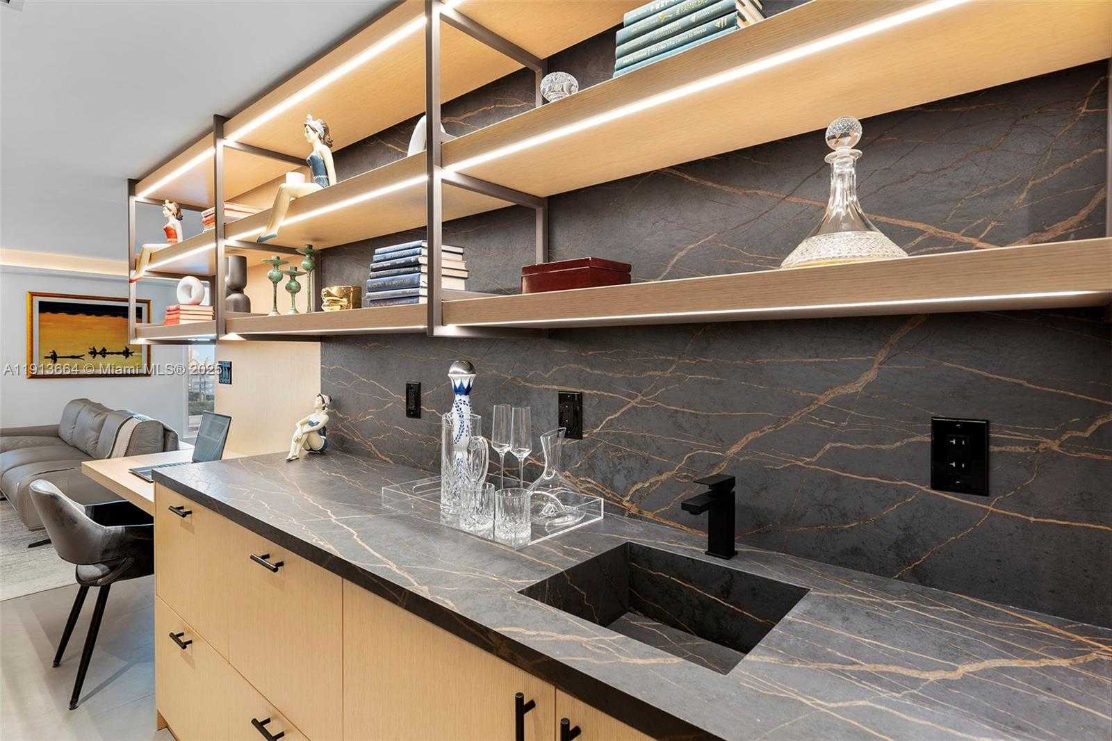 Small Image of 2301 COLLINS AVE #1004, Miami Beach Number 41