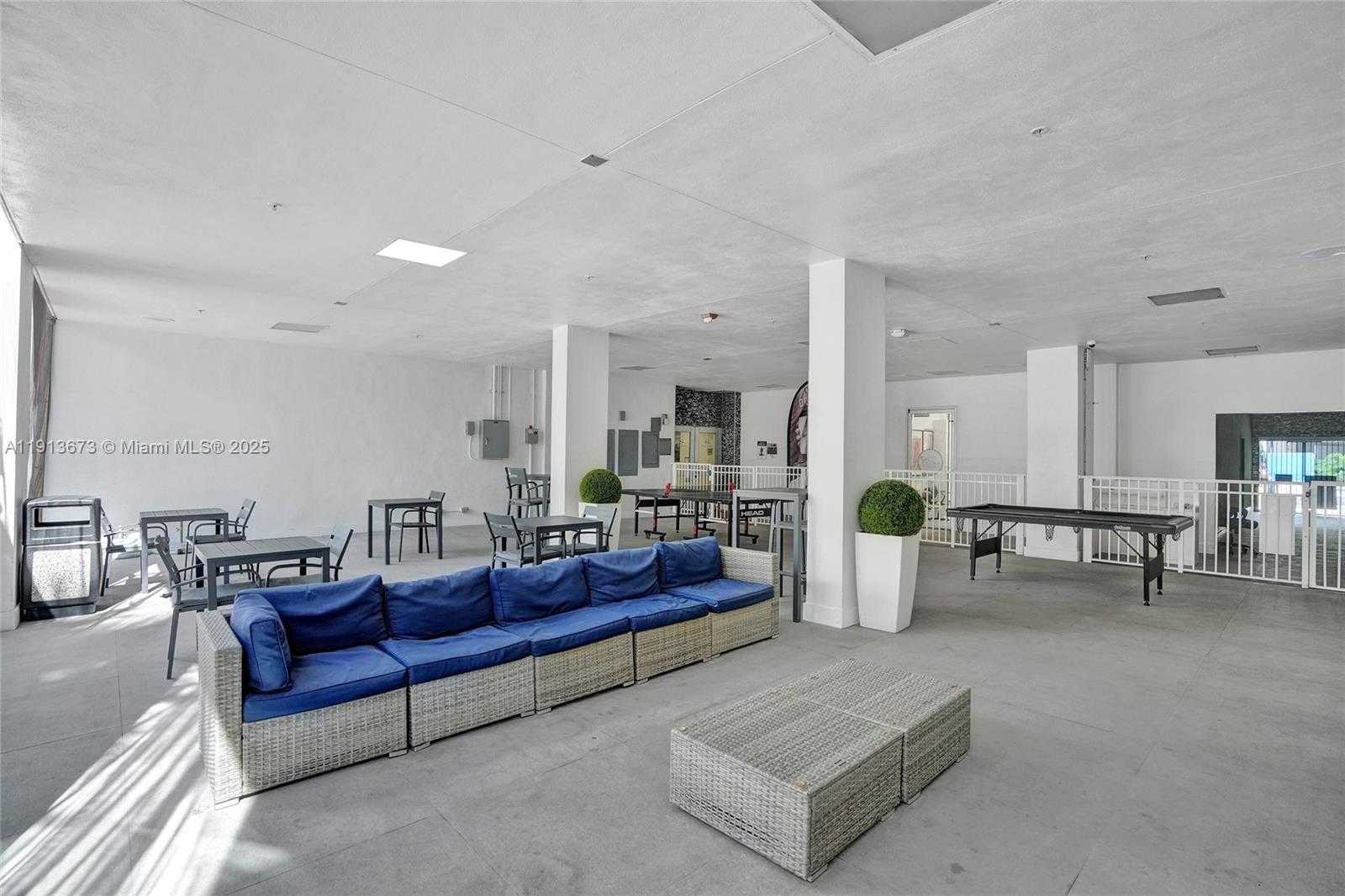 Small Image of 19370 COLLINS AVE #PH-24, Sunny Isles Beach Number 19