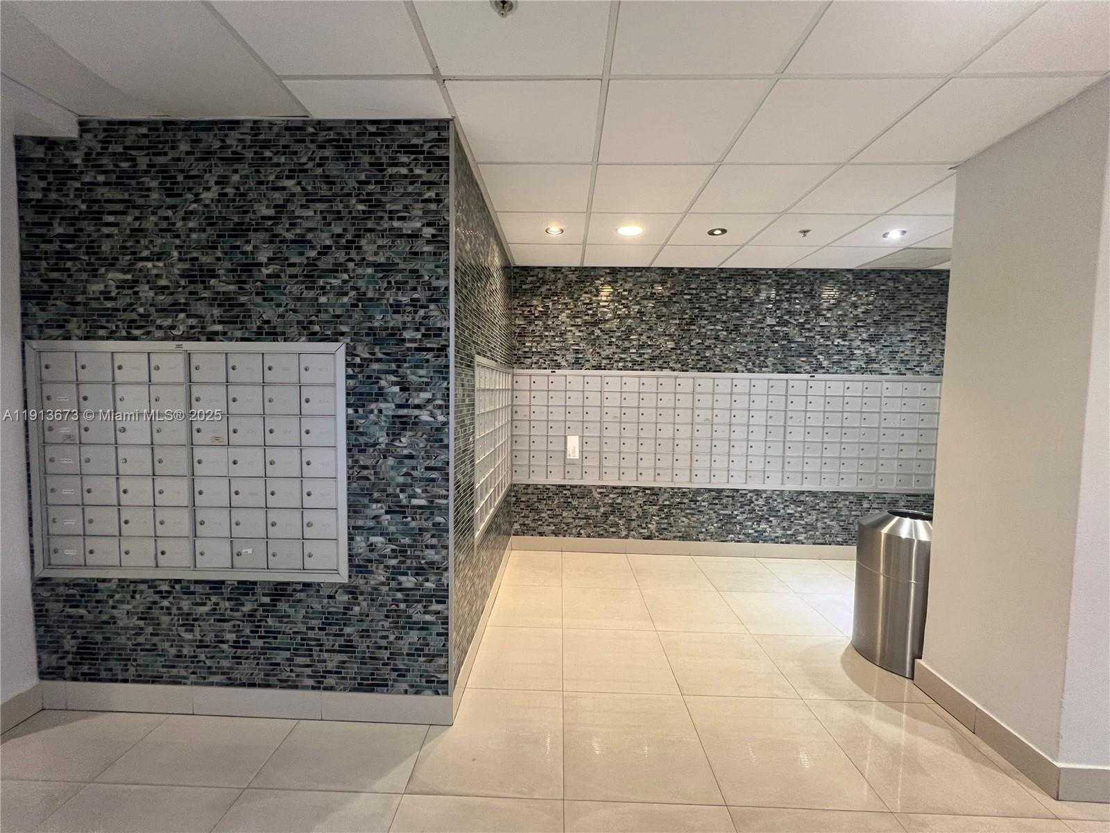 Small Image of 19370 COLLINS AVE #PH-24, Sunny Isles Beach Number 31