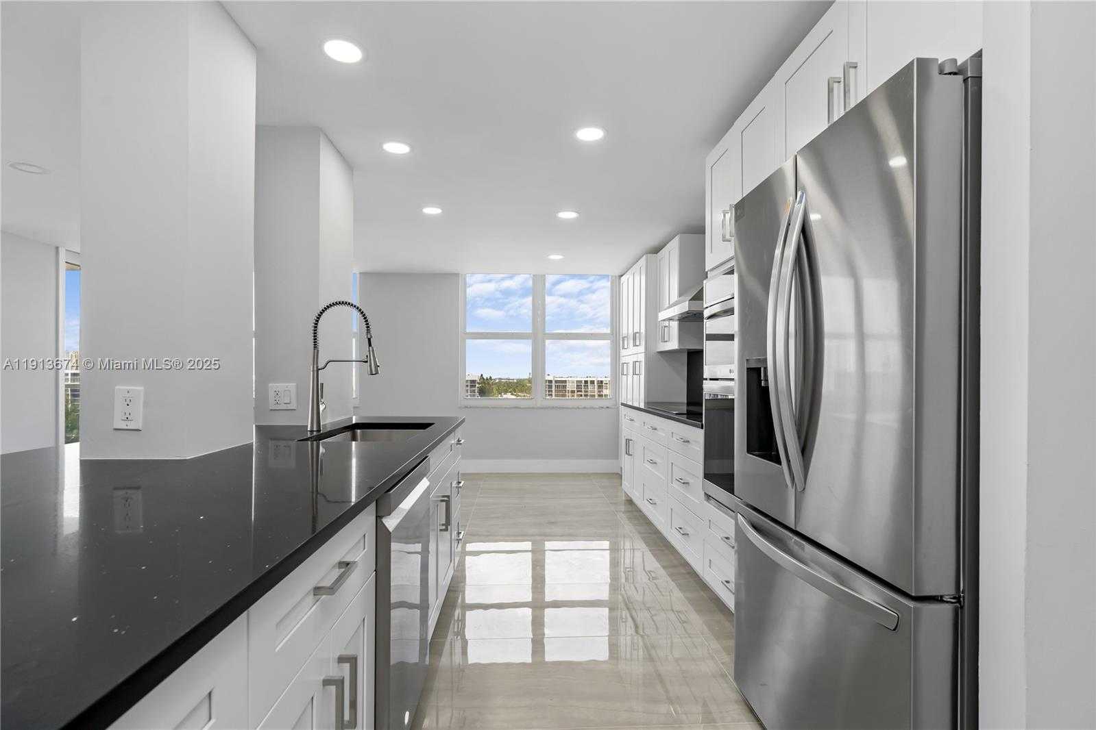 Small Image of 2751 SOUTH OCEAN DR #1008N, Hollywood Number 21