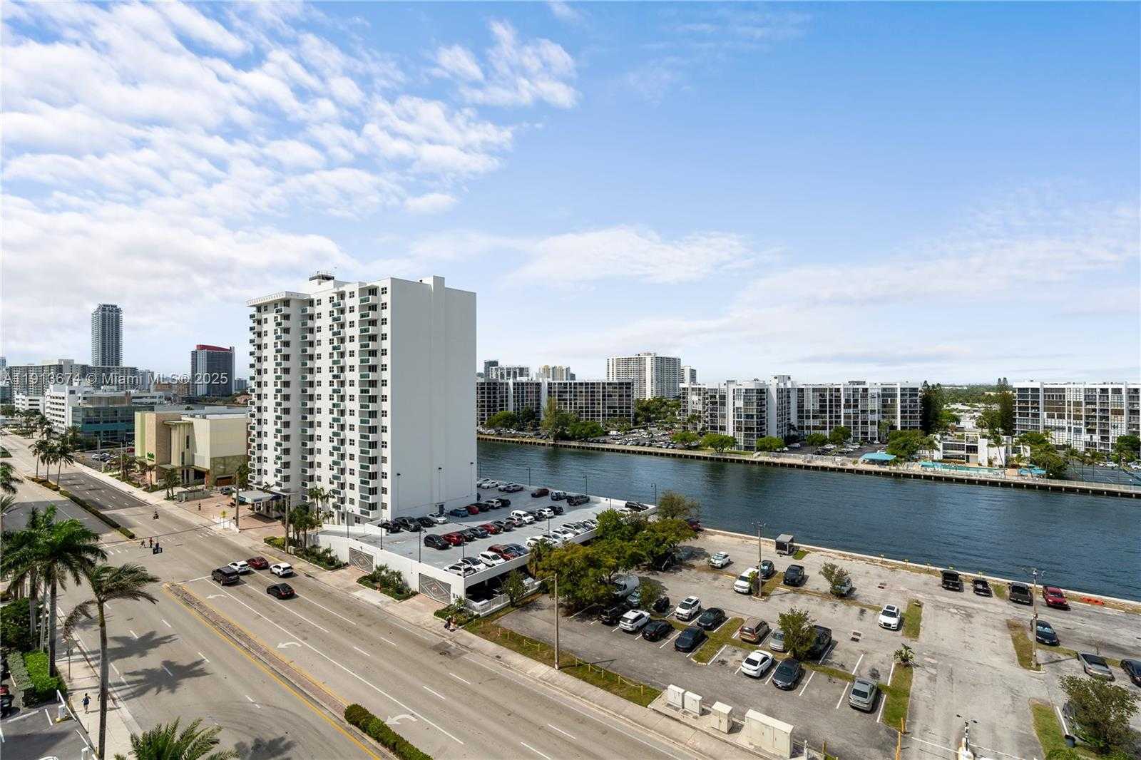 Small Image of 2751 SOUTH OCEAN DR #1008N, Hollywood Number 31