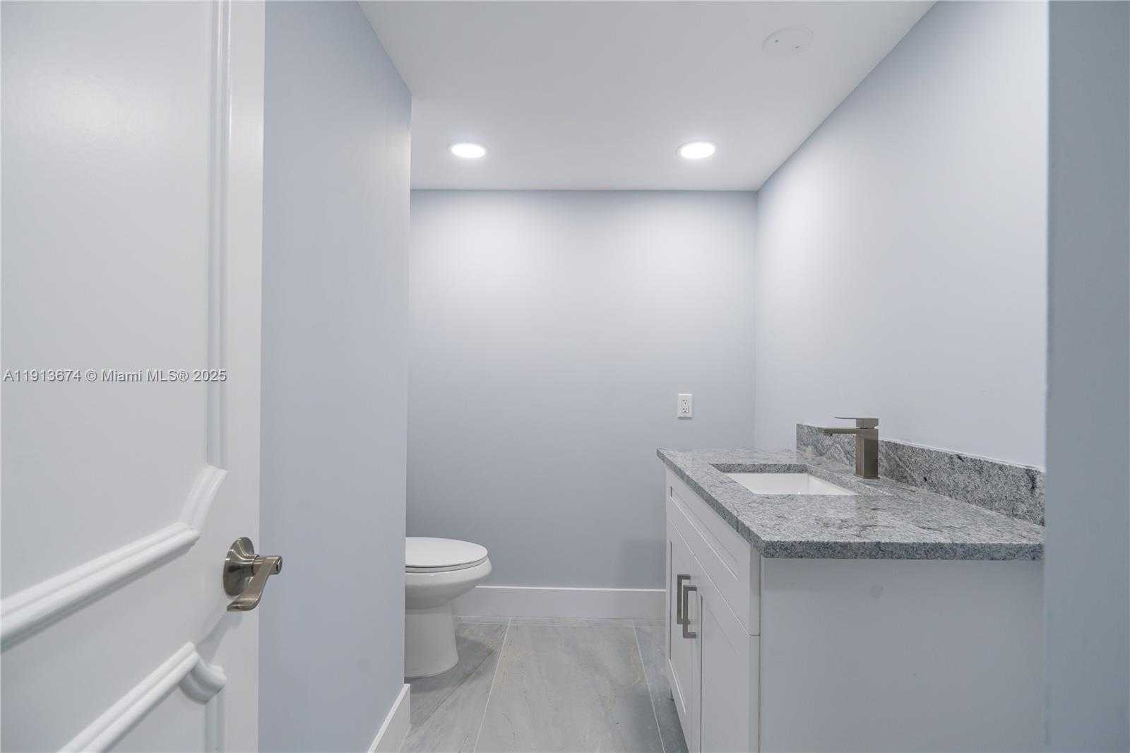 Small Image of 2751 SOUTH OCEAN DR #1008N, Hollywood Number 44