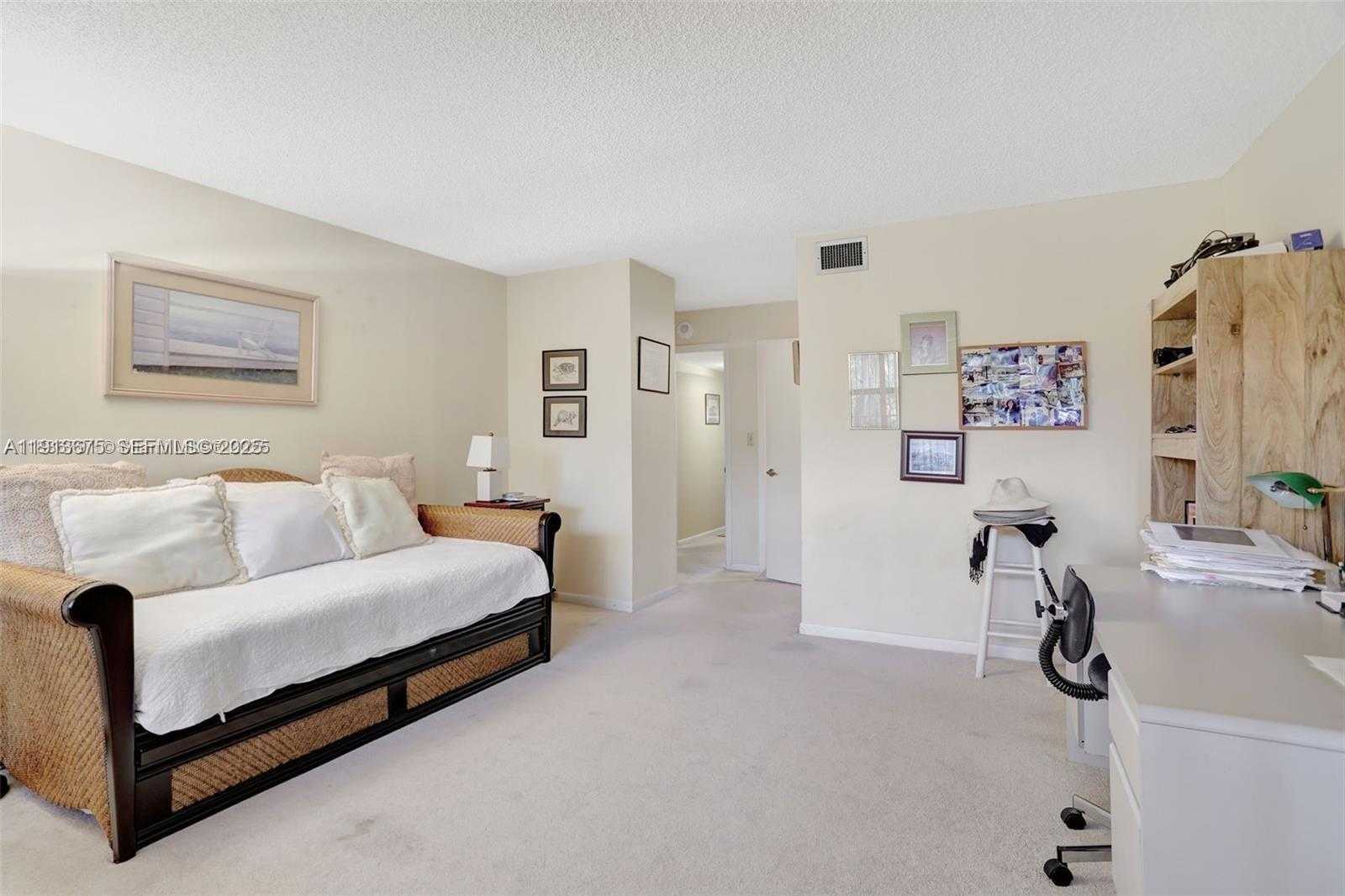 Small Image of 1800 SOUTH OCEAN BLVD #210, Lauderdale By The Sea Number 24