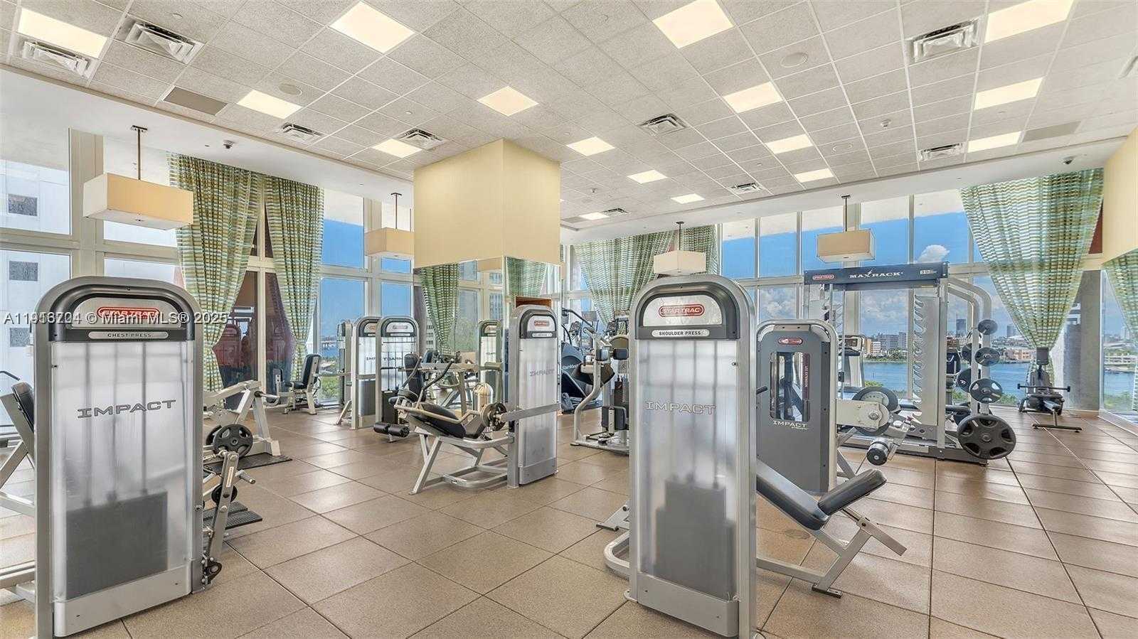 Small Image of 50 BISCAYNE BLVD #508, Miami Number 13