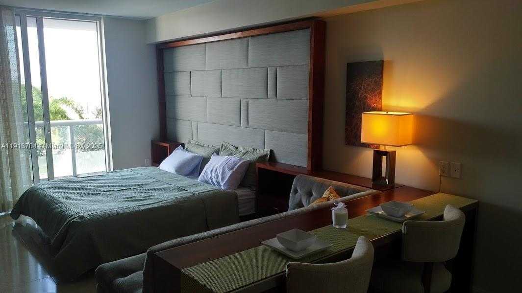 Small Image of 50 BISCAYNE BLVD #508, Miami Number 3