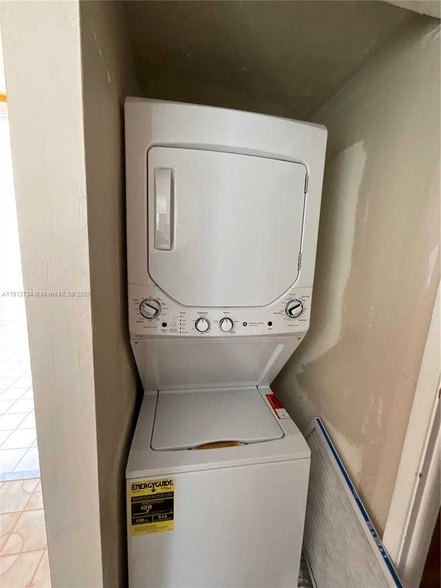 Small Image of 600 NORTH EAST 36TH ST #817, Miami Number 12