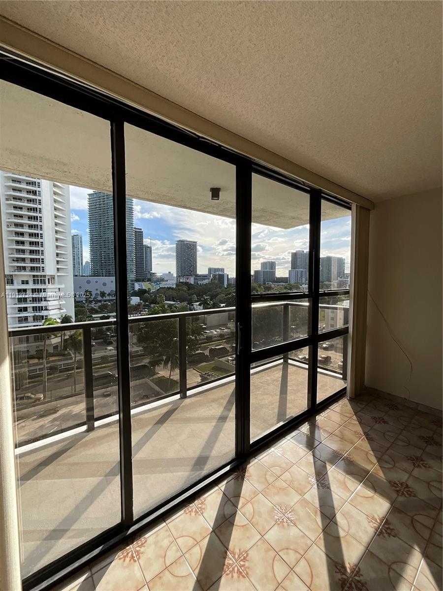 Small Image of 600 NORTH EAST 36TH ST #817, Miami Number 18