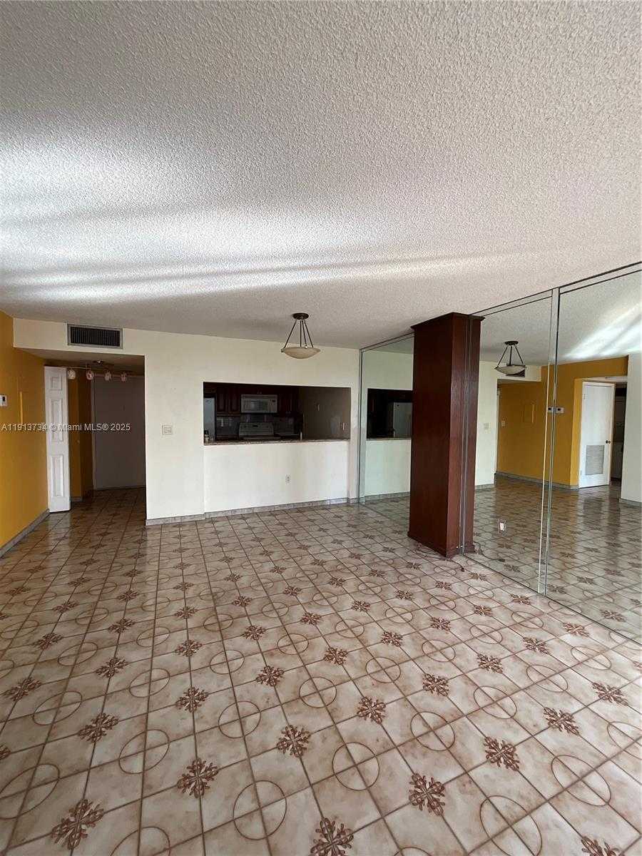 Small Image of 600 NORTH EAST 36TH ST #817, Miami Number 5