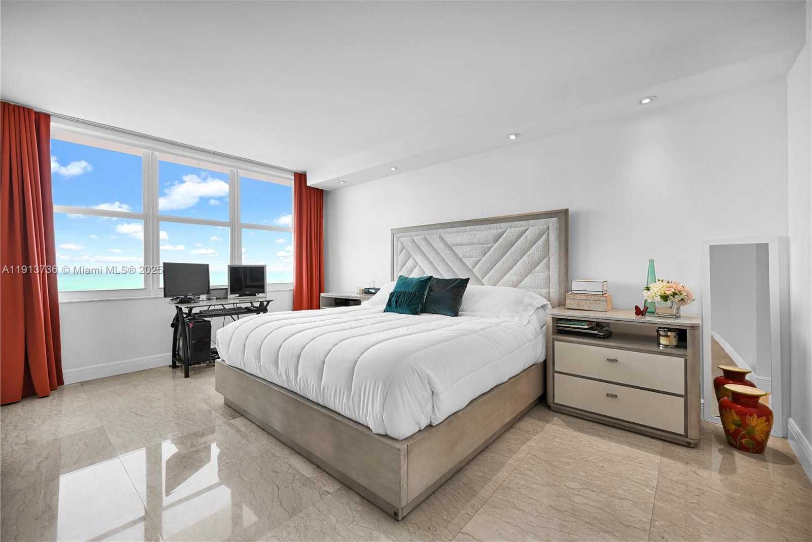 Small Image of 5601 COLLINS AVE #903, Miami Beach Number 20