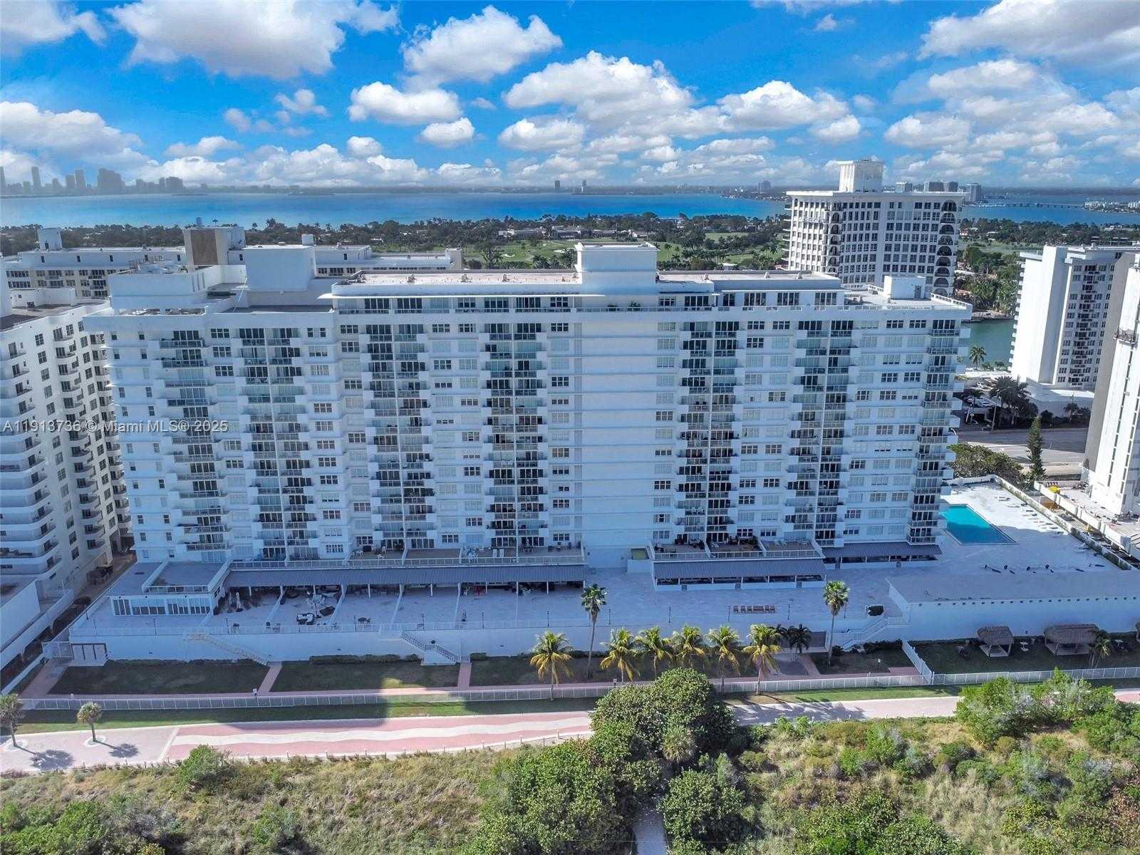 Small Image of 5601 COLLINS AVE #903, Miami Beach Number 41