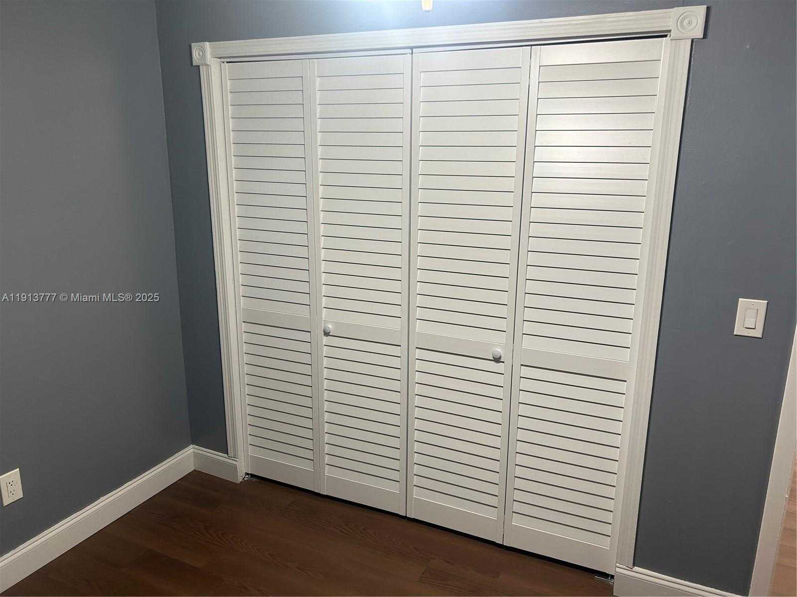 Small Image of 1051 SOUTH WEST 1ST ST #404, Miami Number 27