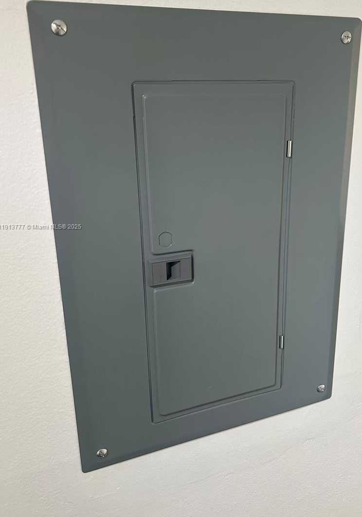 Small Image of 1051 SOUTH WEST 1ST ST #404, Miami Number 32