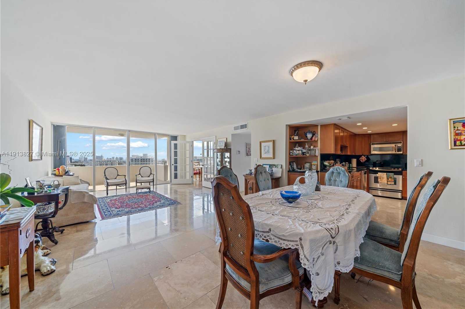 Small Image of 11 ISLAND AVE #1708, Miami Beach Number 2