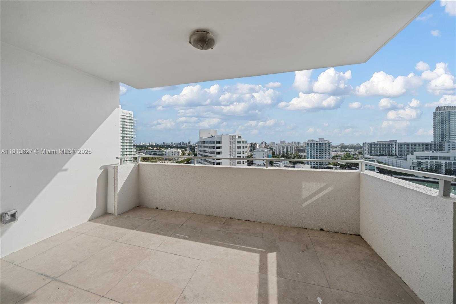 Small Image of 11 ISLAND AVE #1708, Miami Beach Number 7
