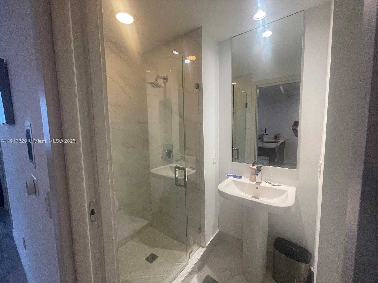 Small Image of 801 SOUTH MIAMI AVE #2207, Miami Number 14
