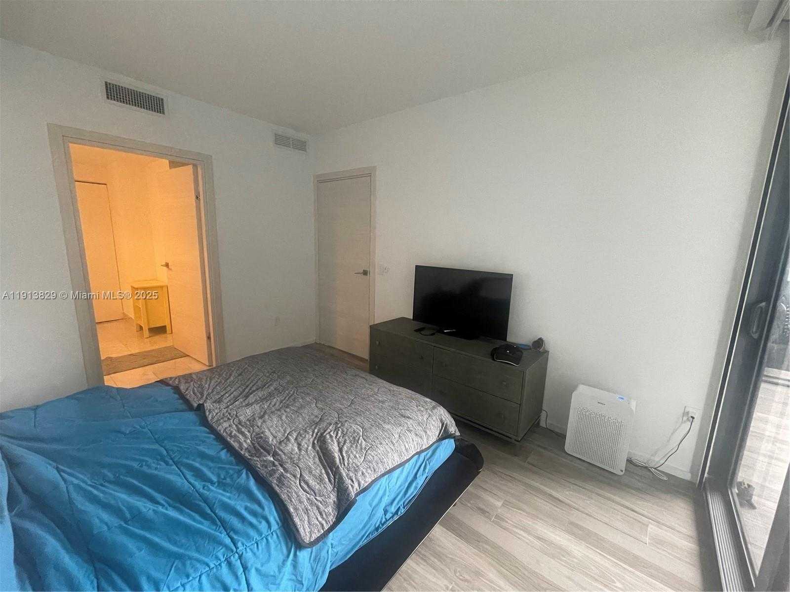 Small Image of 801 SOUTH MIAMI AVE #2207, Miami Number 18