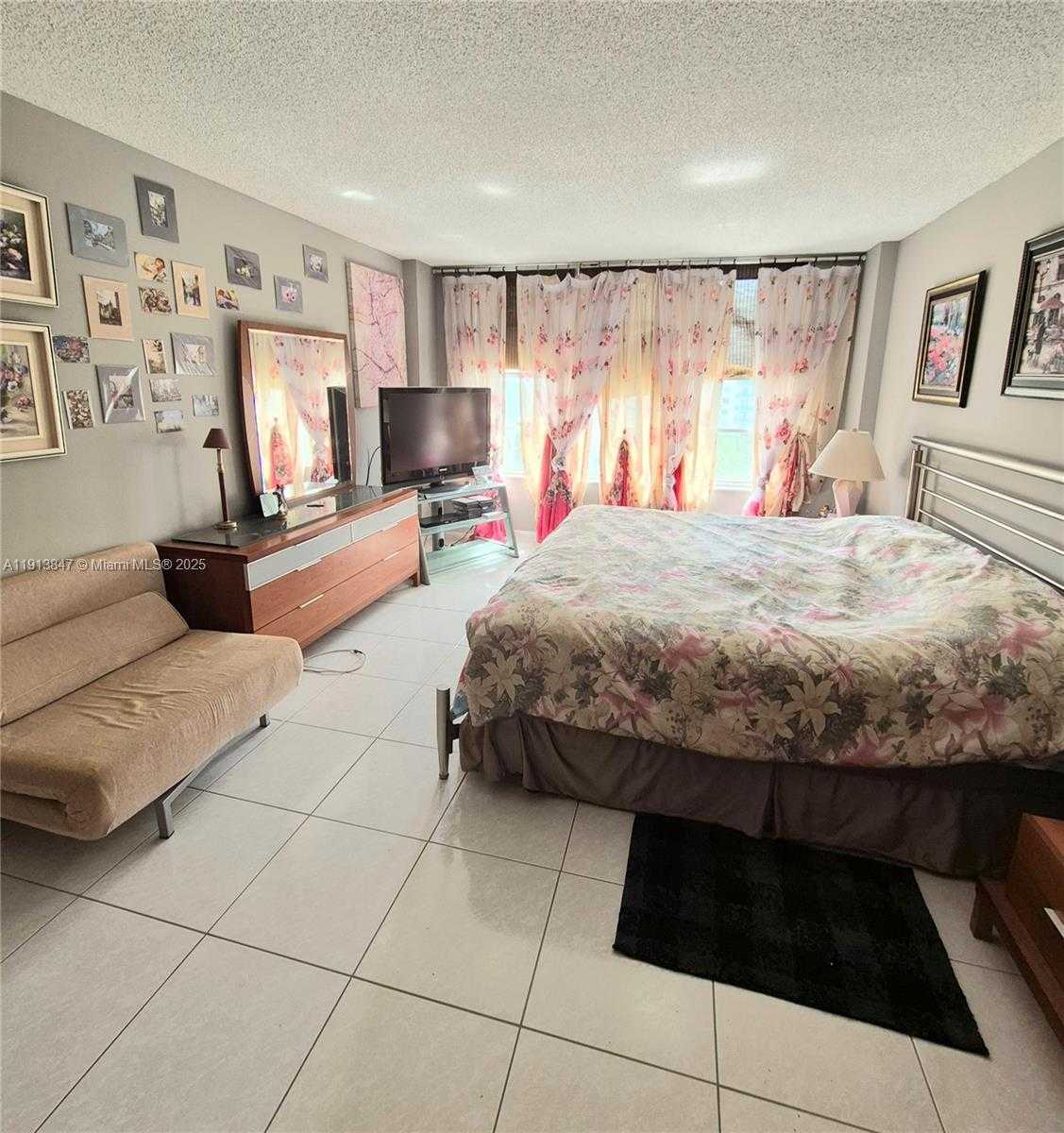 Small Image of 3800 SOUTH OCEAN DR #818, Hollywood Number 17